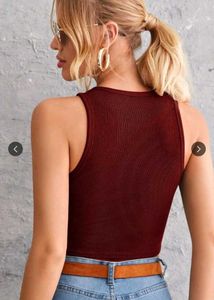 Maroon Ribbed fitted crop top