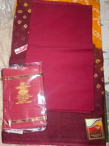 Yellow &amp; Maroon Bandhani Saree