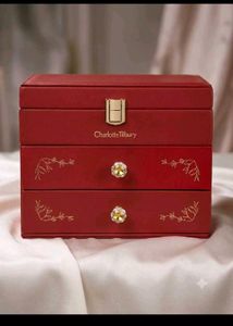 Charlotte Tilbury Luxurious Vanity