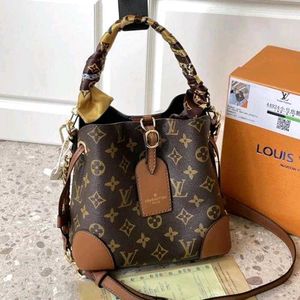 LOUIS VUITTON Neno bucket bag**INTRO WITH NEW 2  L