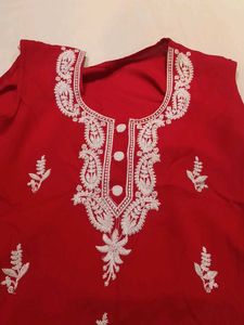 Red Embroidered Kurta - Elegant Ethnic Style