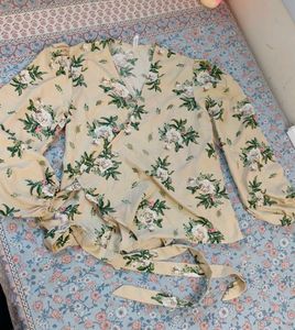 Floral Print Wrap Top with Tie Detail