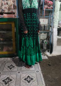 Beautiful Black & Green Ethnic Gown 🌷