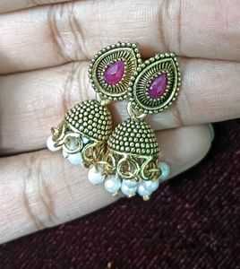 Necklace &amp; Earring Set