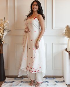 White Kurta Set with Red Heart Print