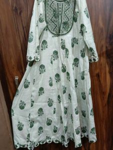 Elegant White &amp; Green Anarkali Suit with dupatta