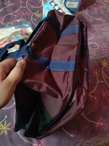 2-Umbrella,1-hockey,1-cricket,1-bag,1-bath Tub
