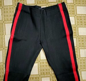 Athletic Leggings with Red Stripe