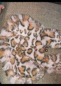 Pink Hat &amp; Leopard Print Bag