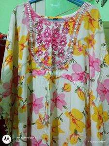 pretty floral kaftan kurta with embroidery