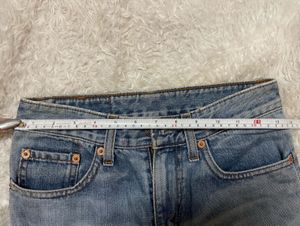 Levi's bootcut Jean 🪼