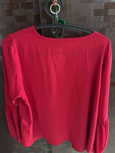 Red Balloon Sleeve Top