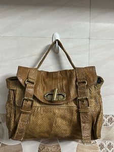 Chic Textured Leather Hobo Bag