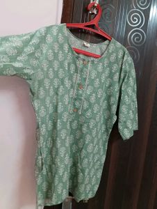 Green Printed Cotton Kurta size adjustable M and L