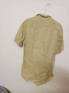 Classic Checkered Short Sleeve Shirt