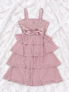 vintage pink lace tiered dress 💗