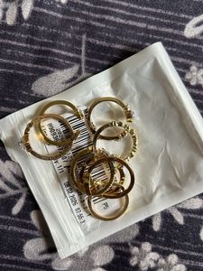 Set of Chic Gold Stackable Rings (8)