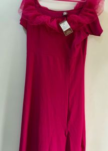 off-shoulder one peace new with tag