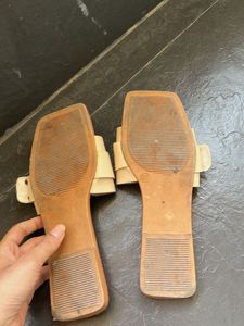 Dressberry Buckle Detail Flats