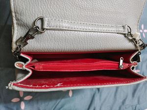 Item-KBG49/BRAND NEW/2 IN ONE/STURDY/Grey Colour Beautiful Handbag with Sling &amp; Handle.