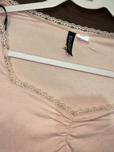 Fitted Long Sleeve Top with Lace Trim