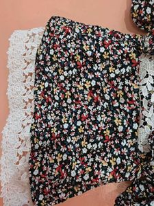 Floral Lace Trimmed top