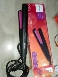 Philips Selfie Straightener. it's new but without