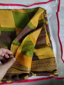 Georgette Saree with Checks Pattern