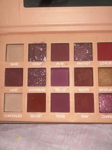 eyeshadow palette