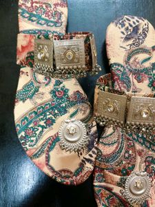 Handcrafted Ethnic Paisley Kolhapuri Flats