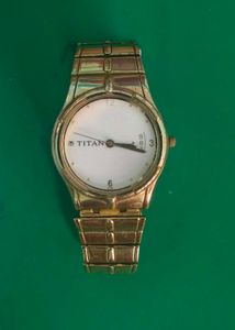 Titan UNISEX Gold Watch (ORIGINAL VINTAGE W