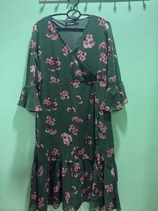 Chic Floral Wrap Dress
