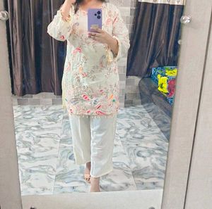 Elegant Embroidered Kurta Set