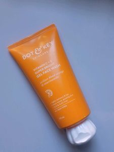 DOT & KEY Vitamin C+E Gel Face Wash