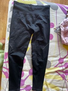 Athletic Seamless Leggings
