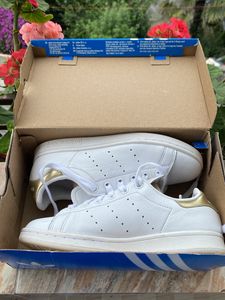 PRICE DROP!!! Adidas Originals Stansmith