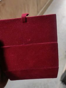 Red Velvet Earings Organizer Box