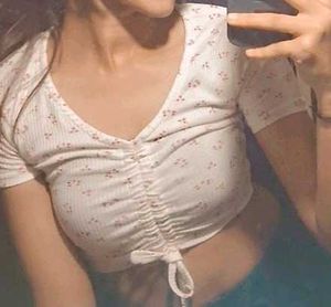Cute Ruched Floral Crop Top