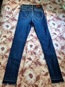Stylish Blue Skinny Fit Jeans