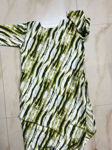 Green &amp; White Abstract Print Kurta