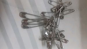 Hairpin &amp; Safety Pin