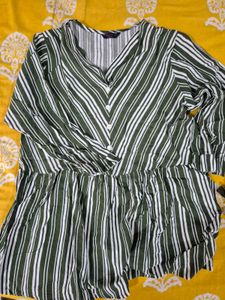 Chic Striped V-Neck Tunic Top
