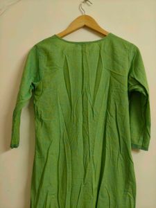 Green Embroidered Kurta