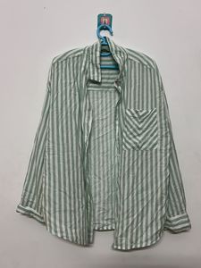 TRENDS Branded Shirt UNUSED CONDITION
