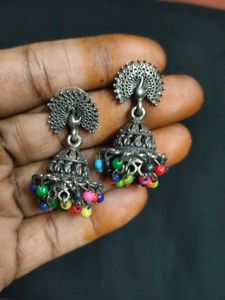 Combo Of 4 Pcs Earrings And One Long Chain