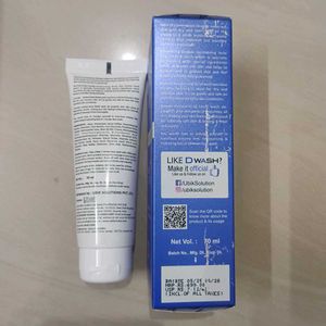 DWASH Moisturising Facial Wash (70ml)