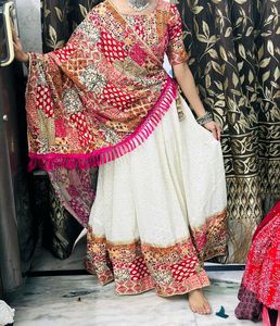 Beautiful Ethnic Lehenga Choli Set