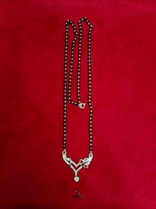 Elegant Pure Silver Mangalsutra with Intricate Des