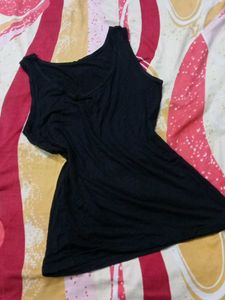 Black Sleeveless Tank Top
