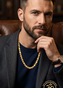 Elegant Gold Chain Necklace